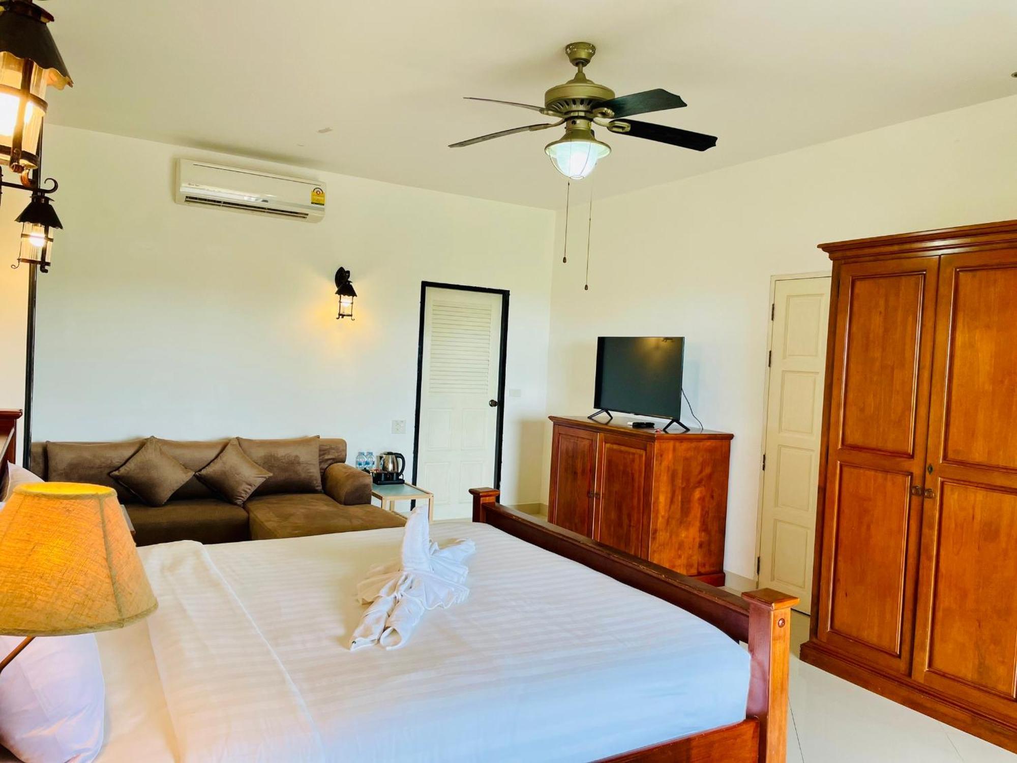 Boomerang Village Resort Kata エクステリア 写真