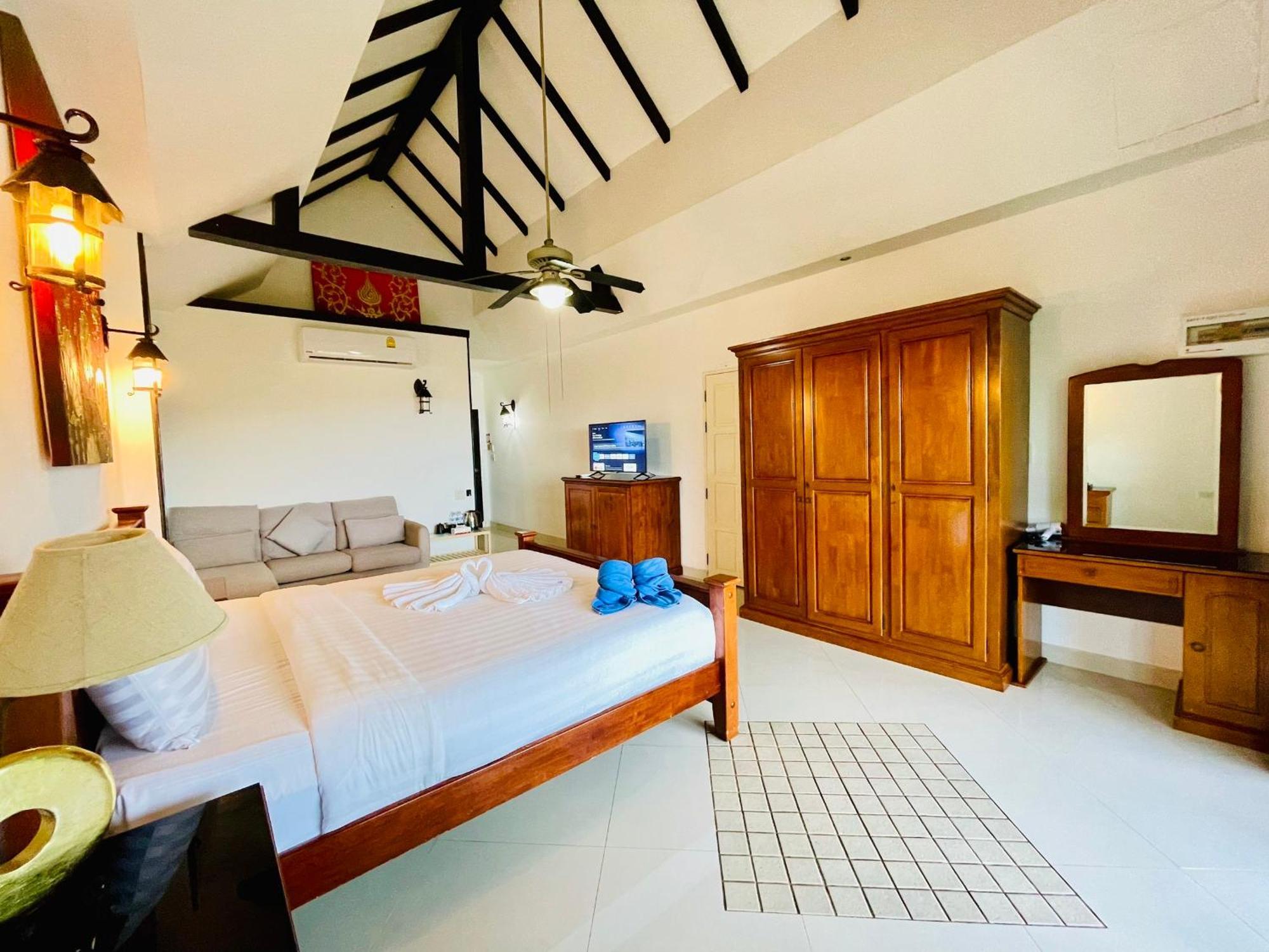 Boomerang Village Resort Kata エクステリア 写真